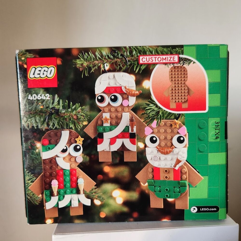 NEW Lego Gingerbread Ornaments Christmas Tree Decor Building Set 40642 Includes - Picture 3 of 16